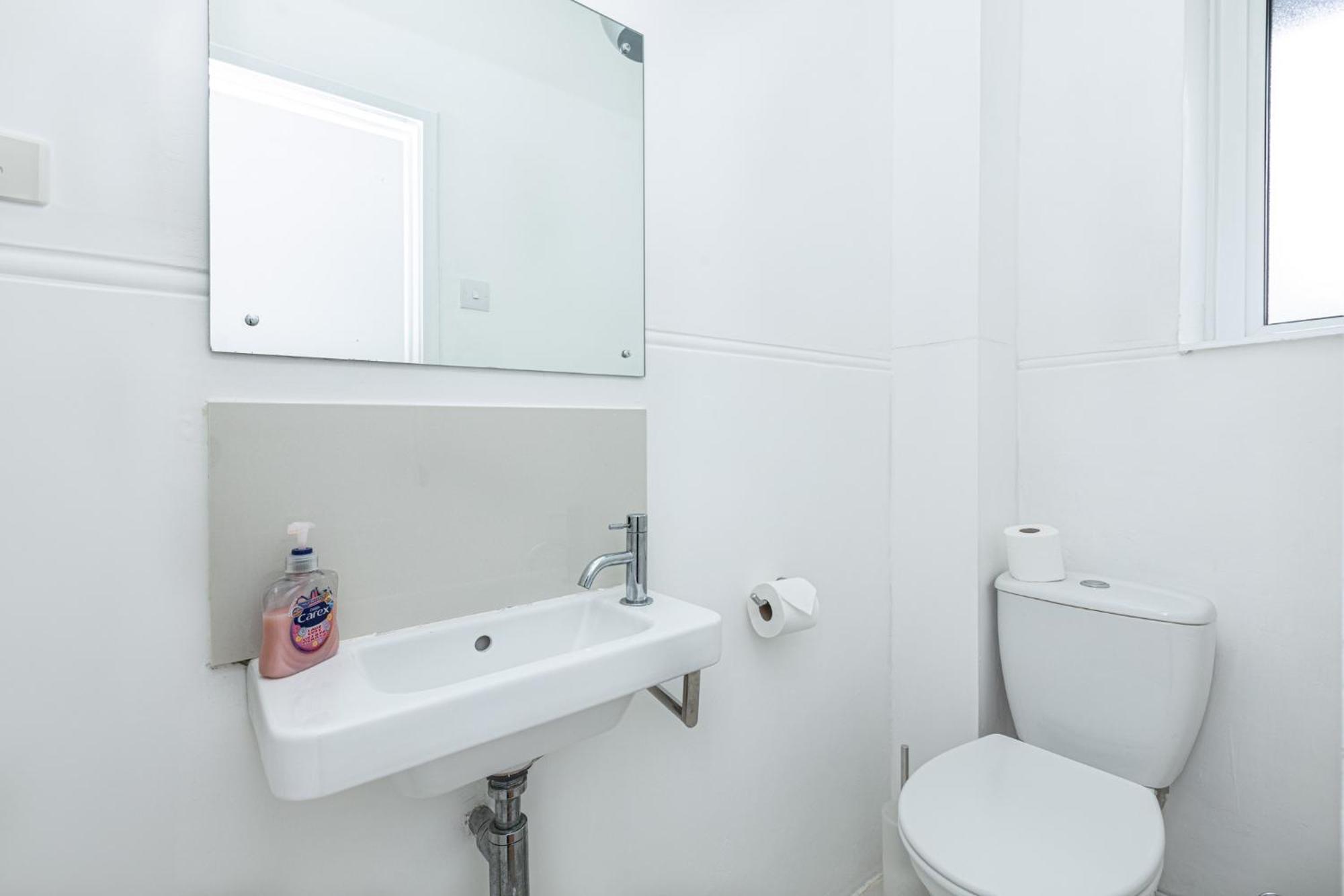 Bright Modern 1 Bedroom Flat, 5 Min To Vauxhall St ロンドン エクステリア 写真