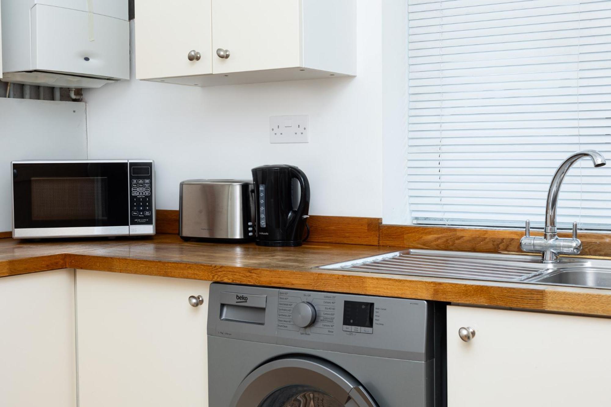 Bright Modern 1 Bedroom Flat, 5 Min To Vauxhall St ロンドン エクステリア 写真