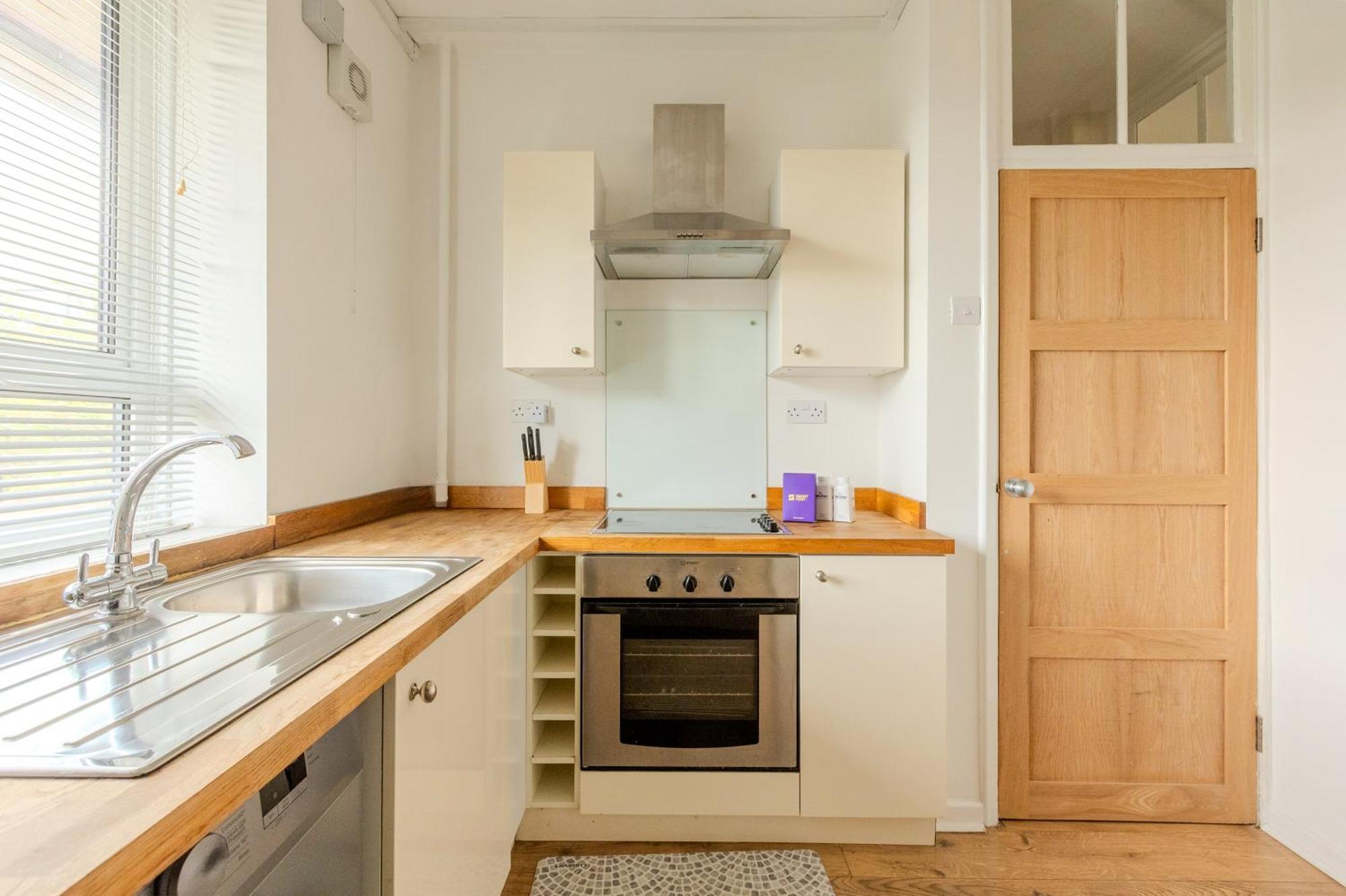 Bright Modern 1 Bedroom Flat, 5 Min To Vauxhall St ロンドン エクステリア 写真